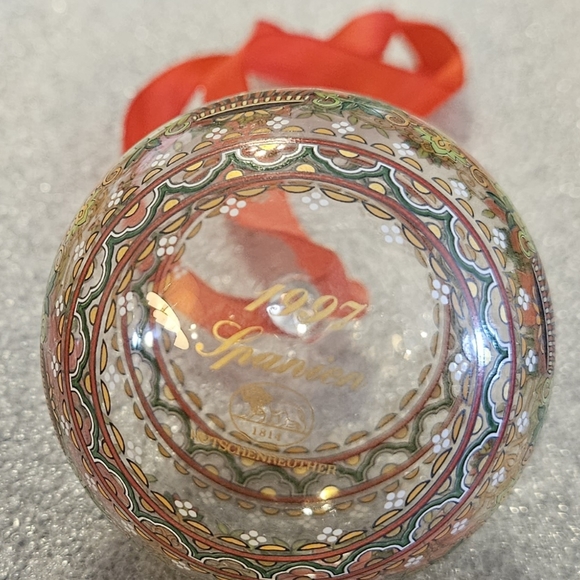 Blown Glass Crystal Ball 1997.  Designer Rudolf Pastor.  Very colorful. - Picture 8 of 9